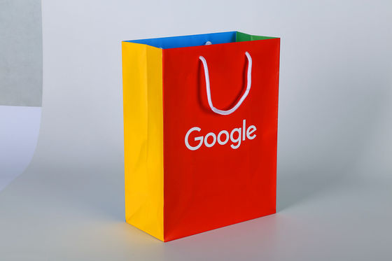 กล่องบรรจุกระดาษรูปแบบ AI ที่มีกระเป๋าบรรจุกระเป๋าผสมในและโลโก้และการออกแบบสีเต็ม ตัวเลือกการปรับแต่งเพื่อการสร้างแบรนด์ที่แตกต่าง