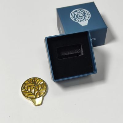 2024 ดีไซน์ใหม่ Caviar Tin Opener กล่องของขวัญ กุญแจกล่องของขวัญ พร้อมโลโก้ 50x50x38mm